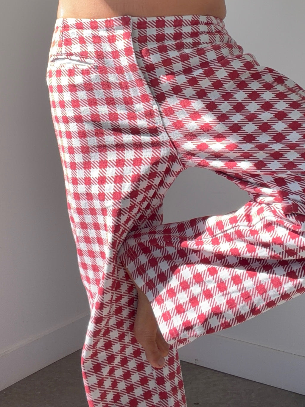 emma mulholland on holiday pants