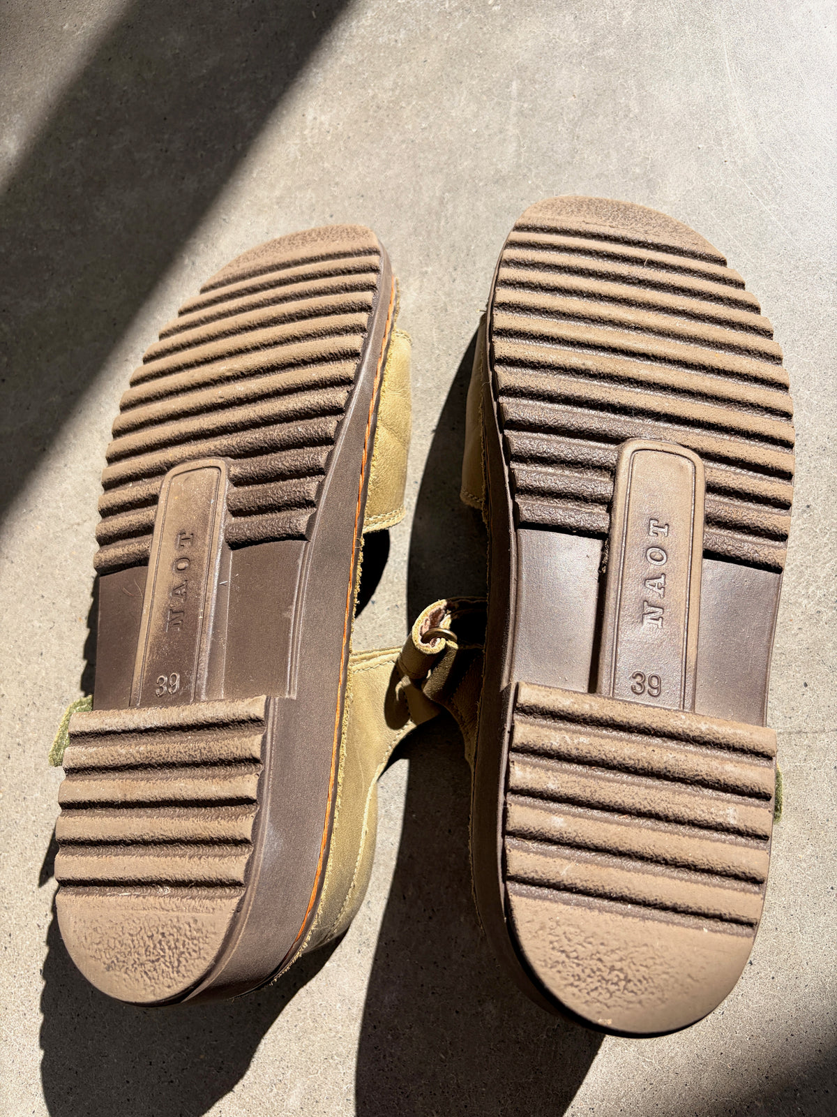 naot leather sandals